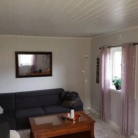 Holiday House At Svartfoss Farm 度假居 Storslett