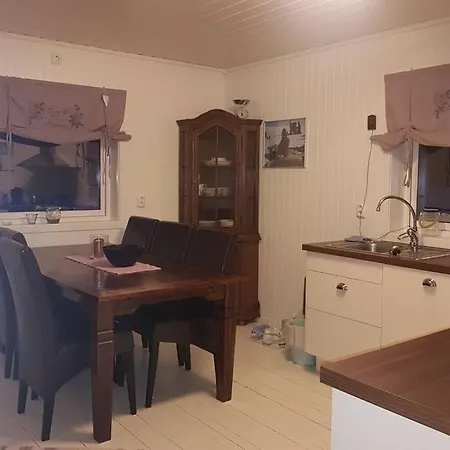 Holiday House At Svartfoss Farm Vakantiehuis Storslett